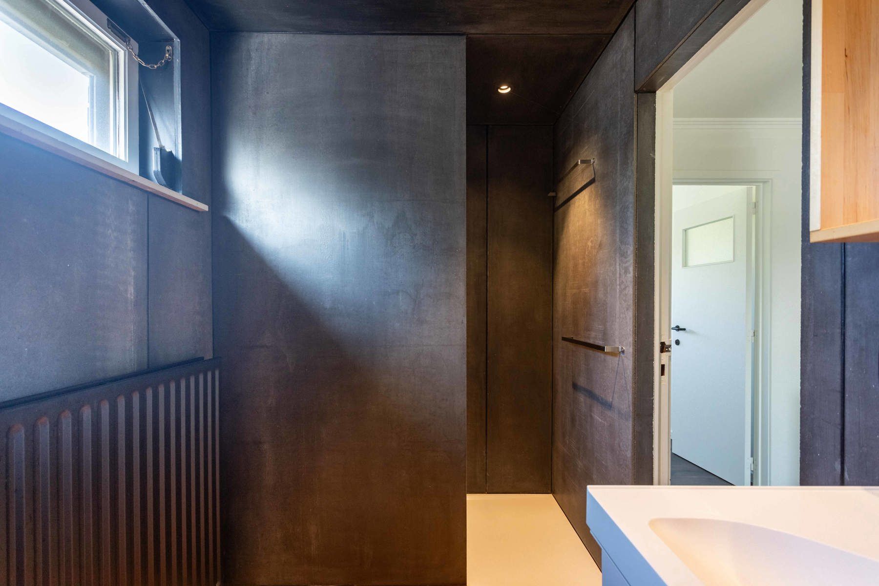 Aangename instapklare woning met 4slpk en tuin foto 15