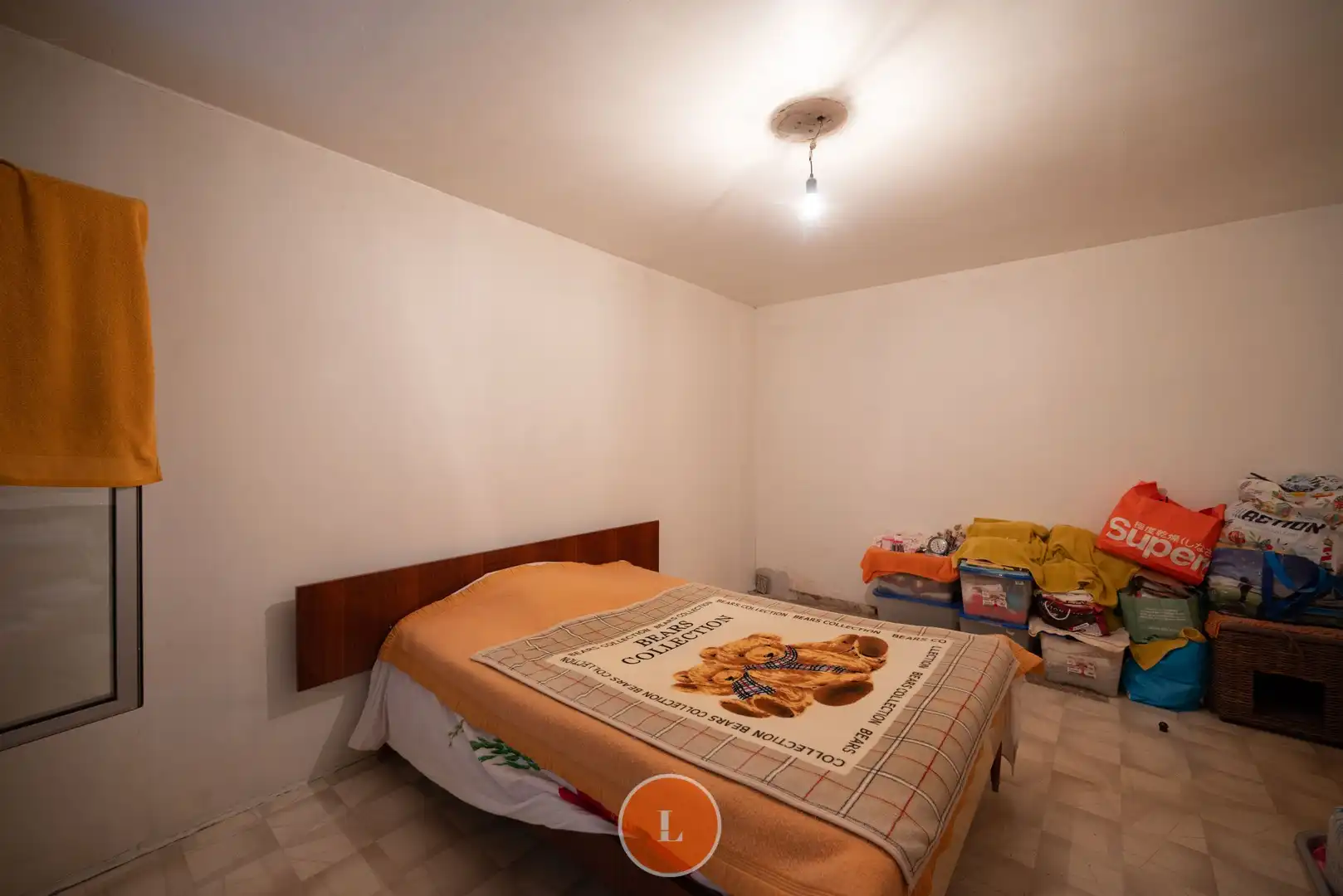 Opbrengsteigendom op het gelijkvloers 2 slaapkamer en garage in Roeselare. foto 6