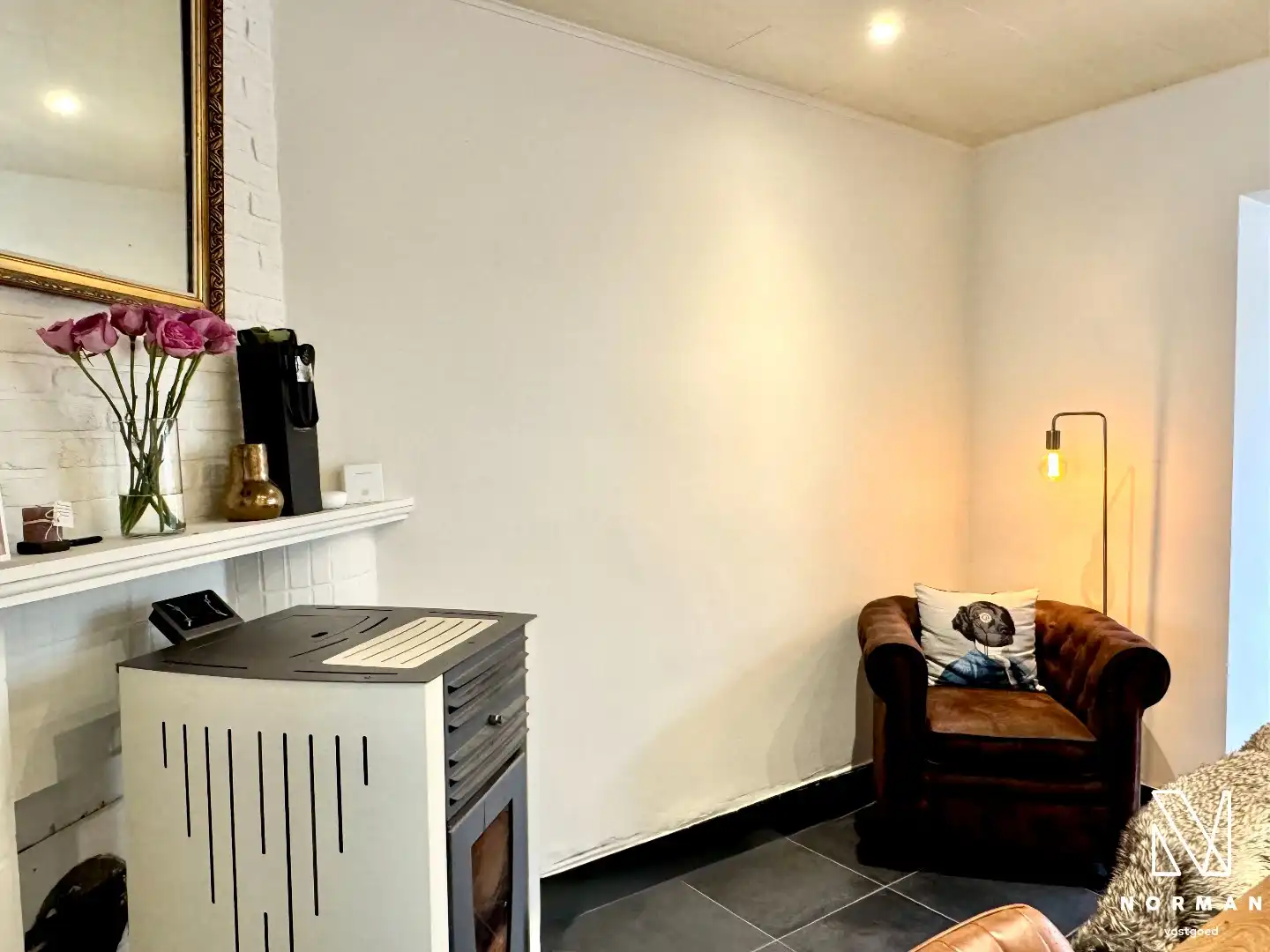 Woning met 4 slaapkamers, tuin en garage te koop in centrum Kuurne! foto 6
