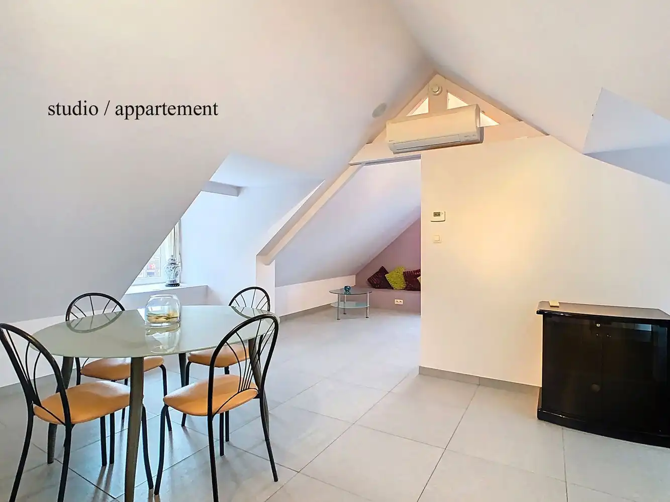 KLASSE  villa met bijzondere UITSTRALING       (momenteel privé + kantoren + kangoeroewoning) foto 16