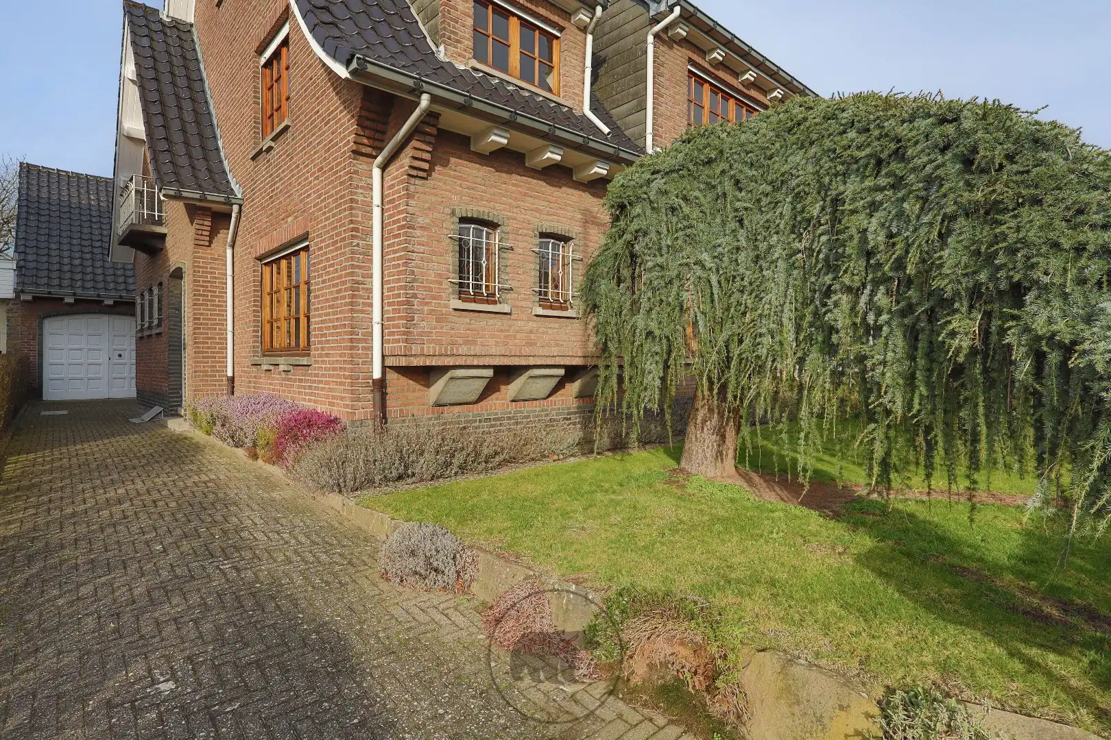 Woning met karakter en uitzicht op de velden nabij centrum Aalst foto 4