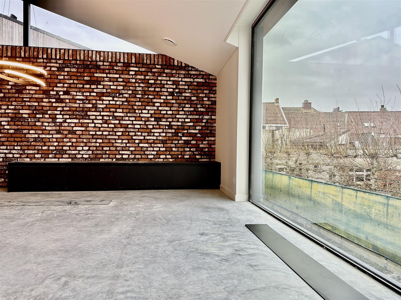 App gelegen op 1ste verdiep van een woonproject  te Eine foto 4