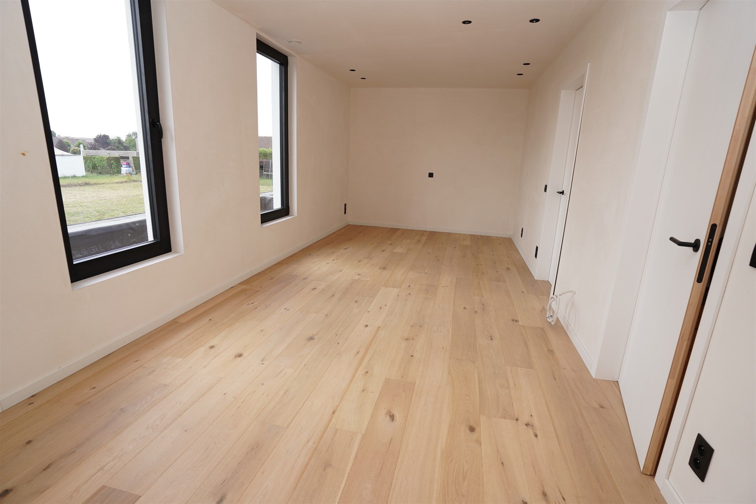 Halfopen NIEUWBOUW op 561 m² – Ruimte, Licht en Leefcomfort foto 23