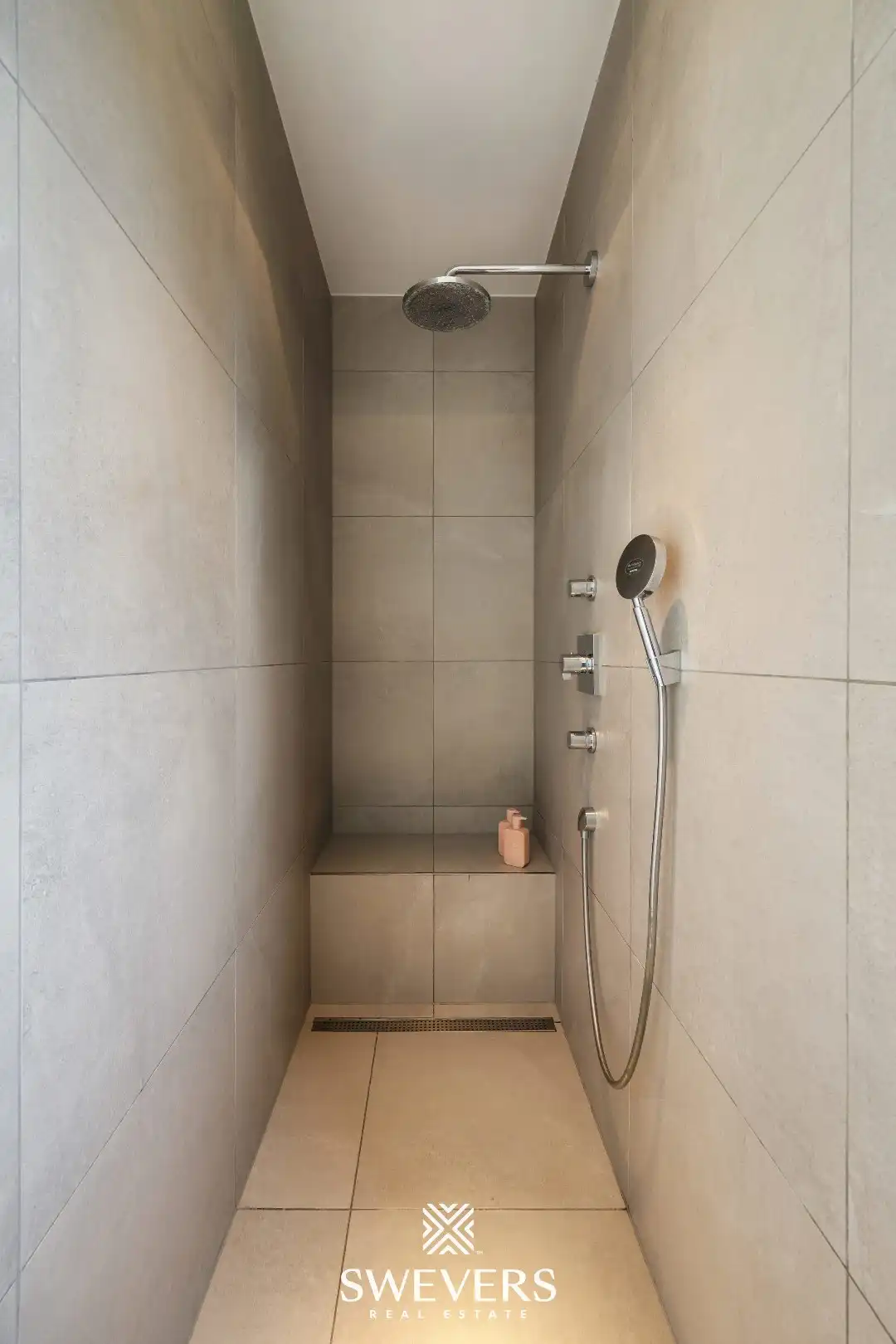 Rustig gelegen villa met 4 slaapkamers en zwembad in Bolderberg foto 21