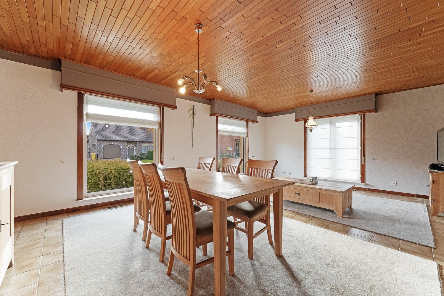 Woning met 2 slpkrs en ruime tuin op toplocatie foto 4