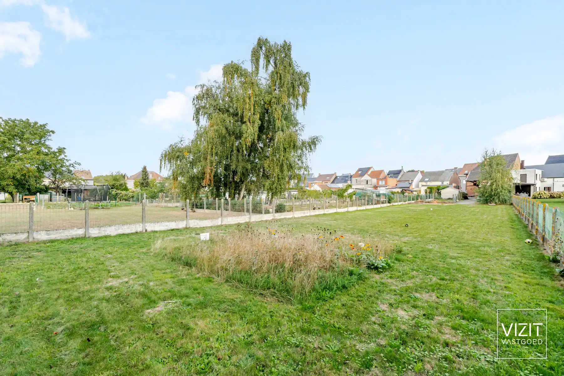 Halfopen woning met 4 slaapkamers en stallingen!  foto 19
