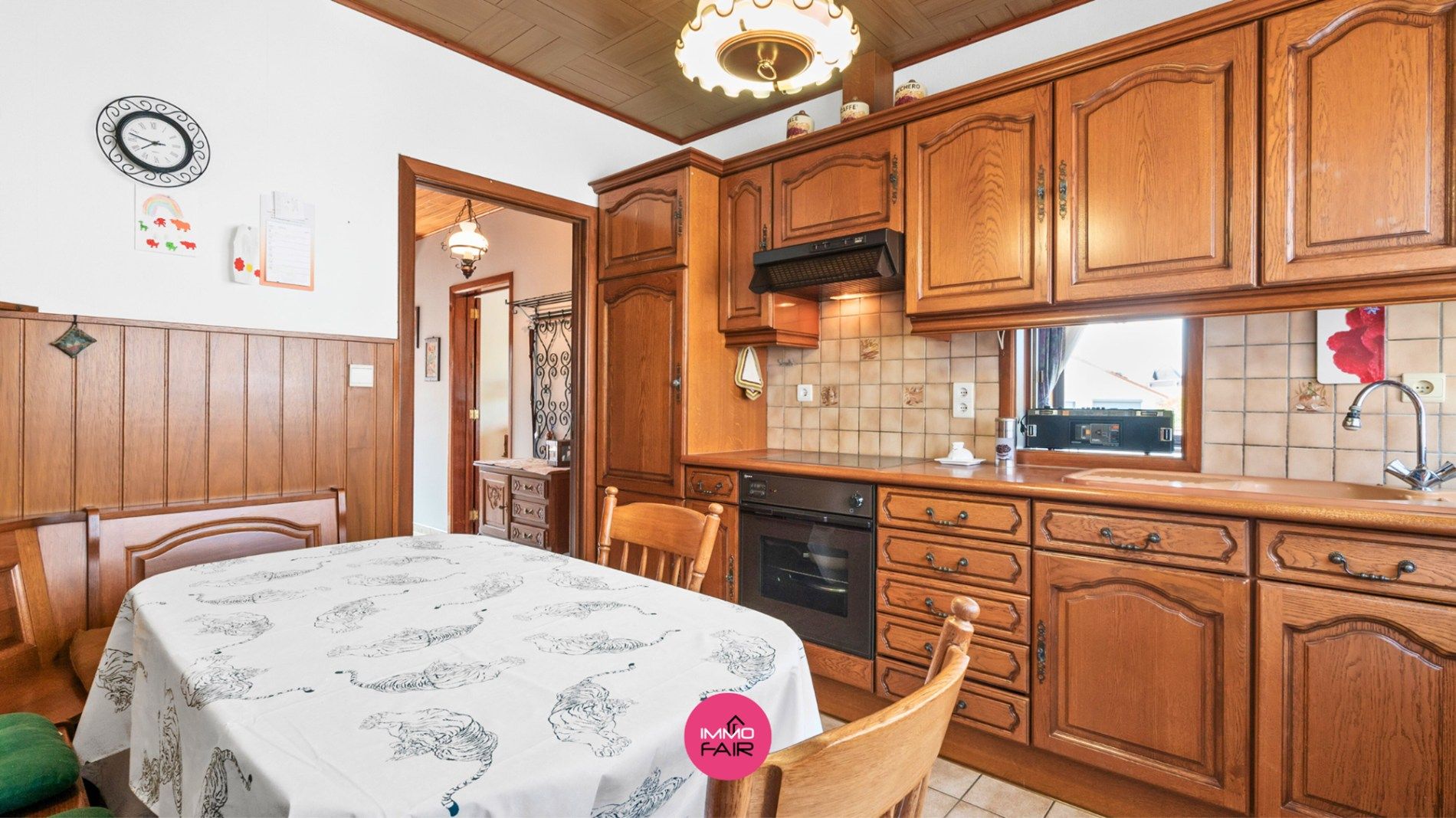 Vrijstaande bungalow op absolute toplocatie op slechts 10 minuutjes van Maastricht! foto 6