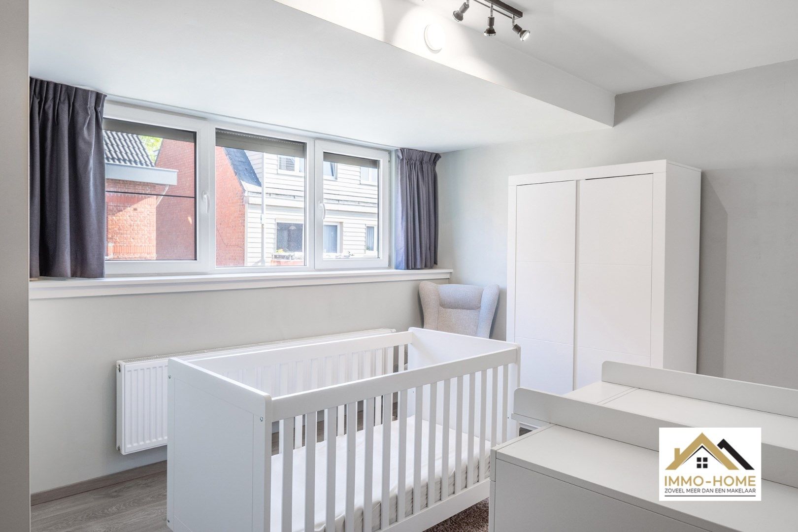 Knappe energiezuinige woning te Overmere  foto 18