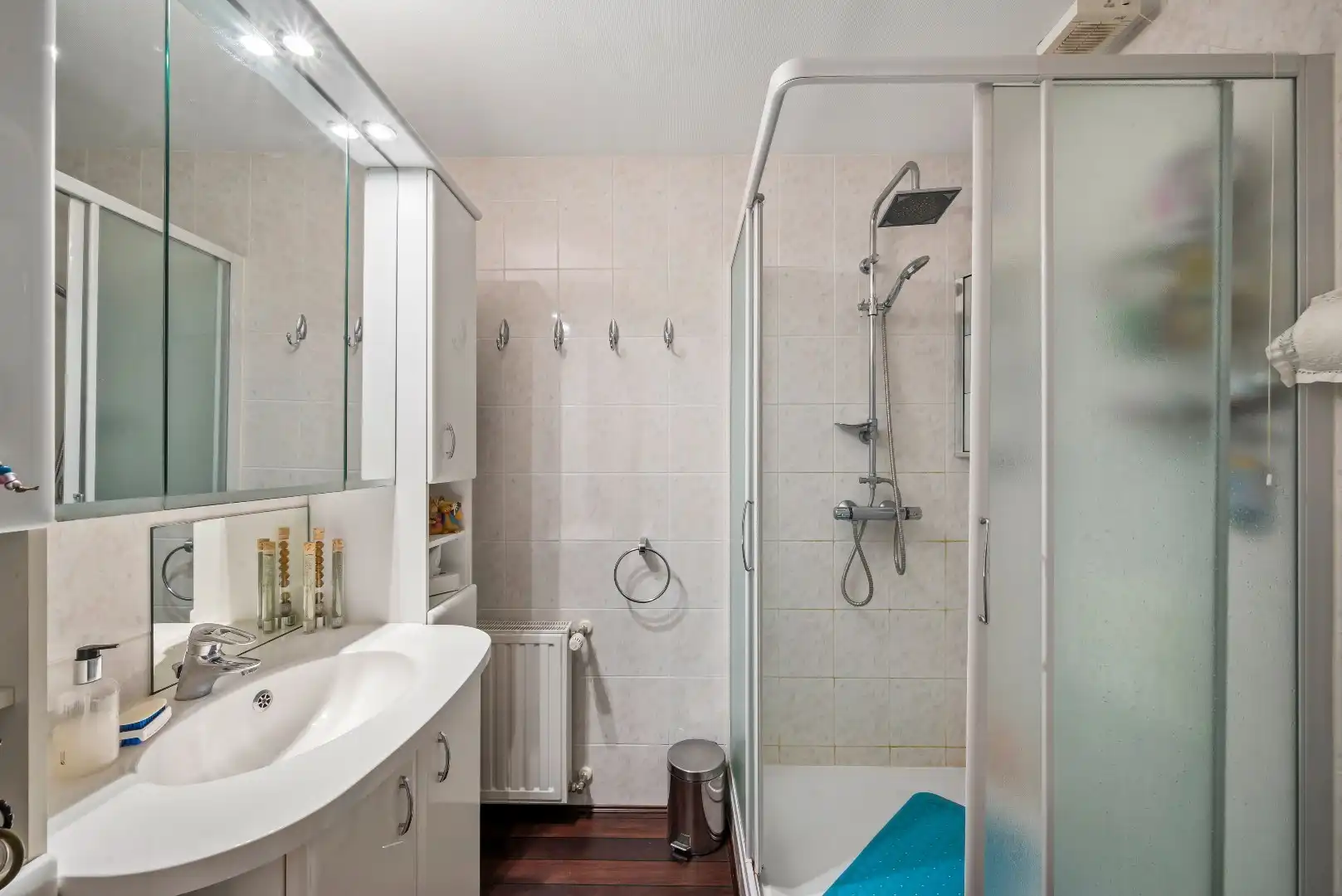 Prachtig appartement met 2 slaapkamers en ruim terras. foto 5