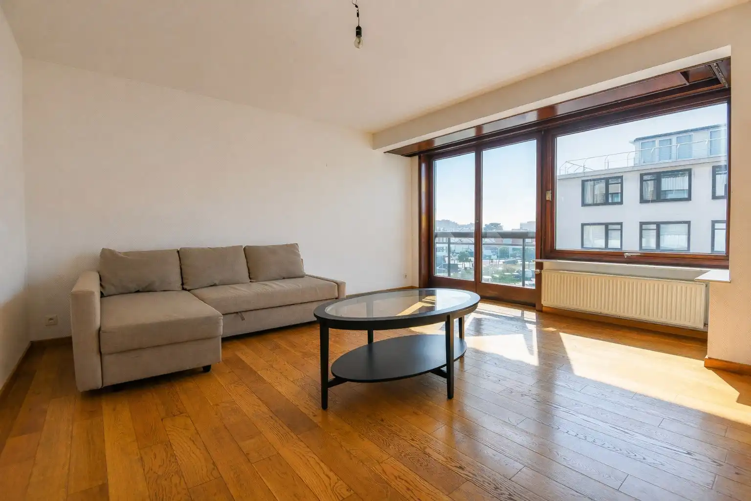 Aangenaam appartement met twee slaapkamers zonnig gelegen op de Paul Parmentierlaan.  foto 2