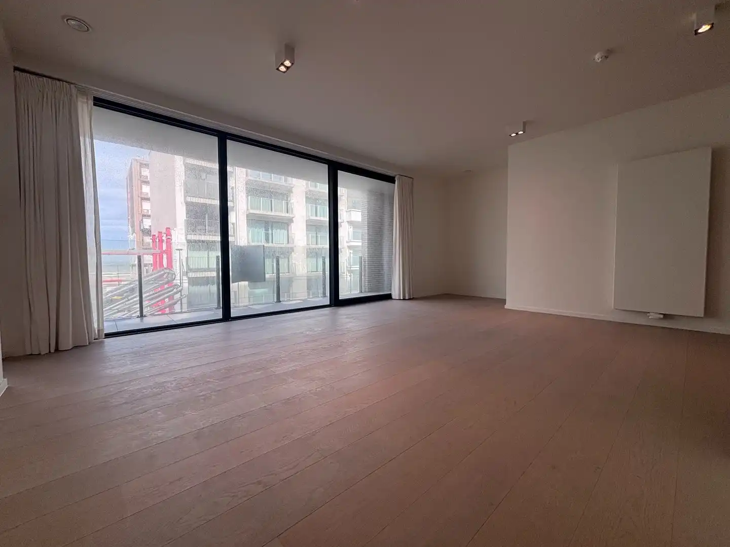 Moderne assistentiewoning met 1 slaapkamer op het tweede verdiep in Oostduinkerke. foto 4