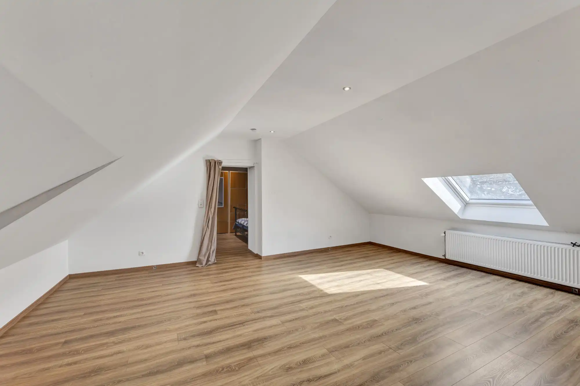 Gerenoveerde woning op 24a 12ca foto 20