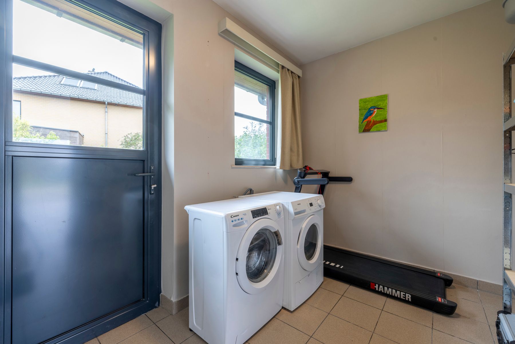 Bungalow met 3 slaapkamers, garage en tuin te koop! foto 18