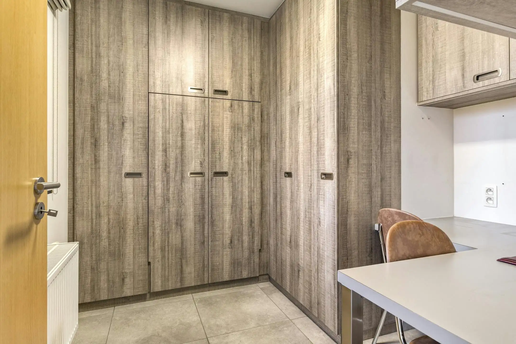 Instapklaar, hoogwaardig afgewerkt appartement foto 9