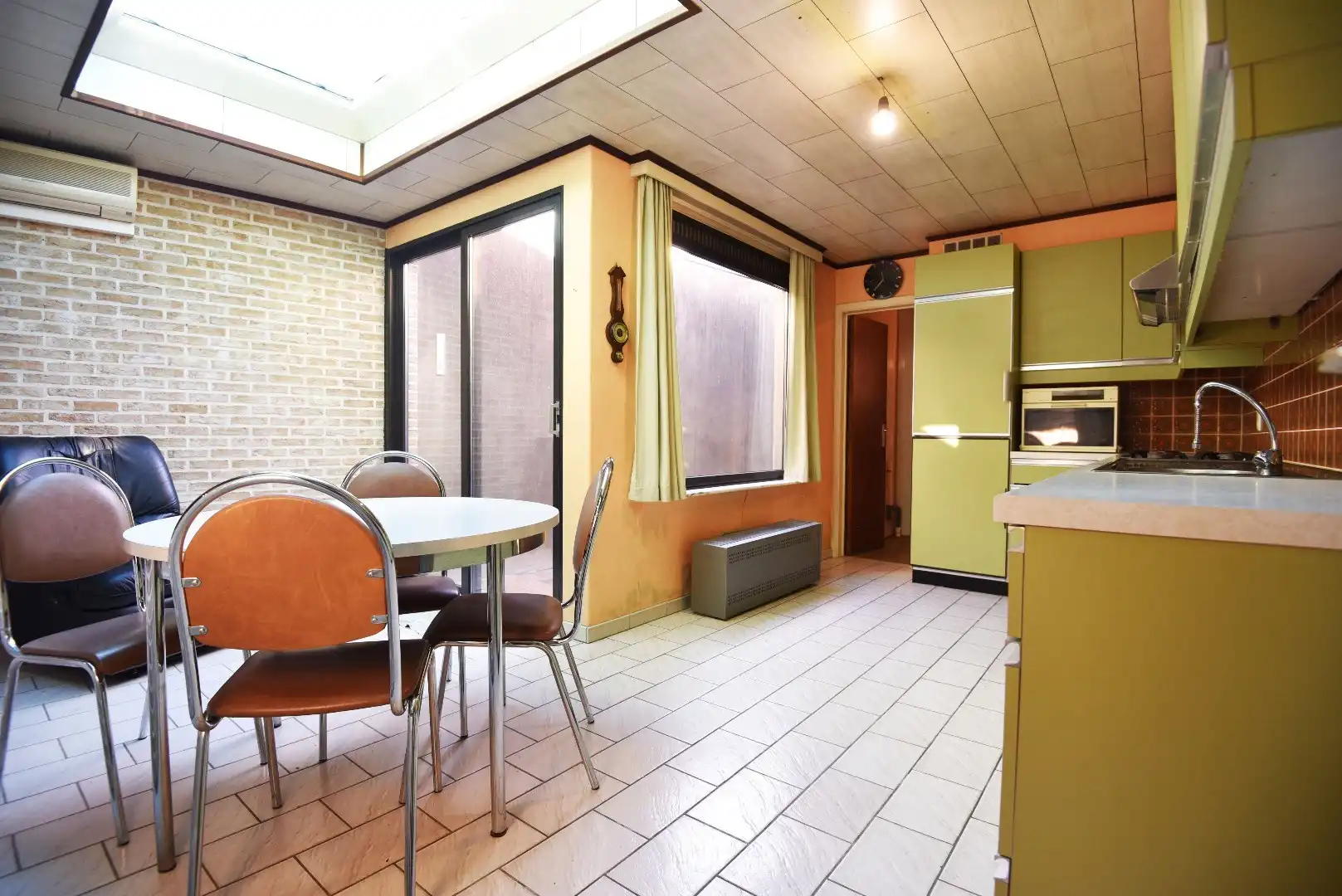 Rijwoning met 3 slpks te centrum Eeklo foto 5