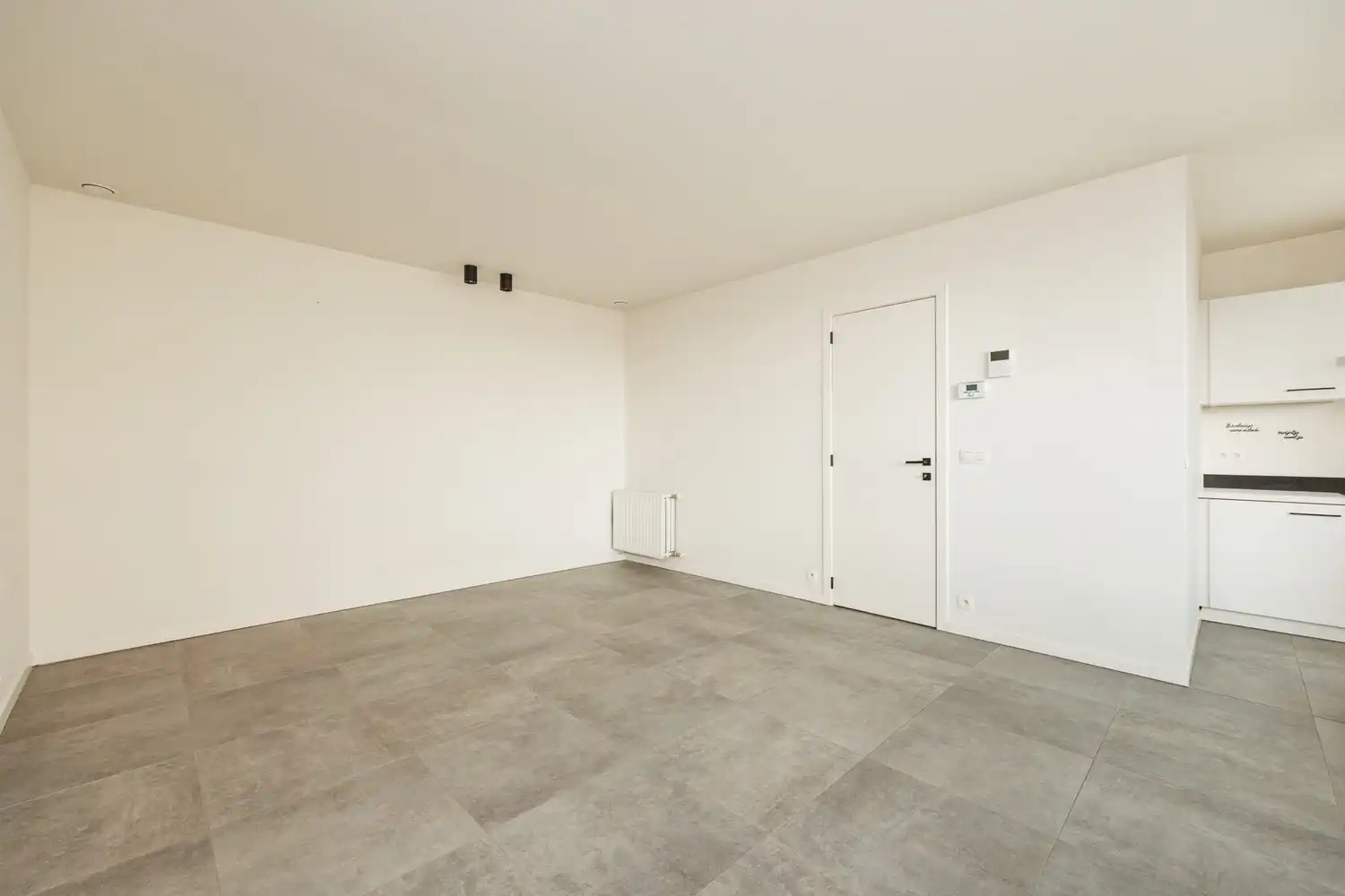 Recent 1-slaapkamer appartement met terras vlakbij Park Spoor Noord foto 8