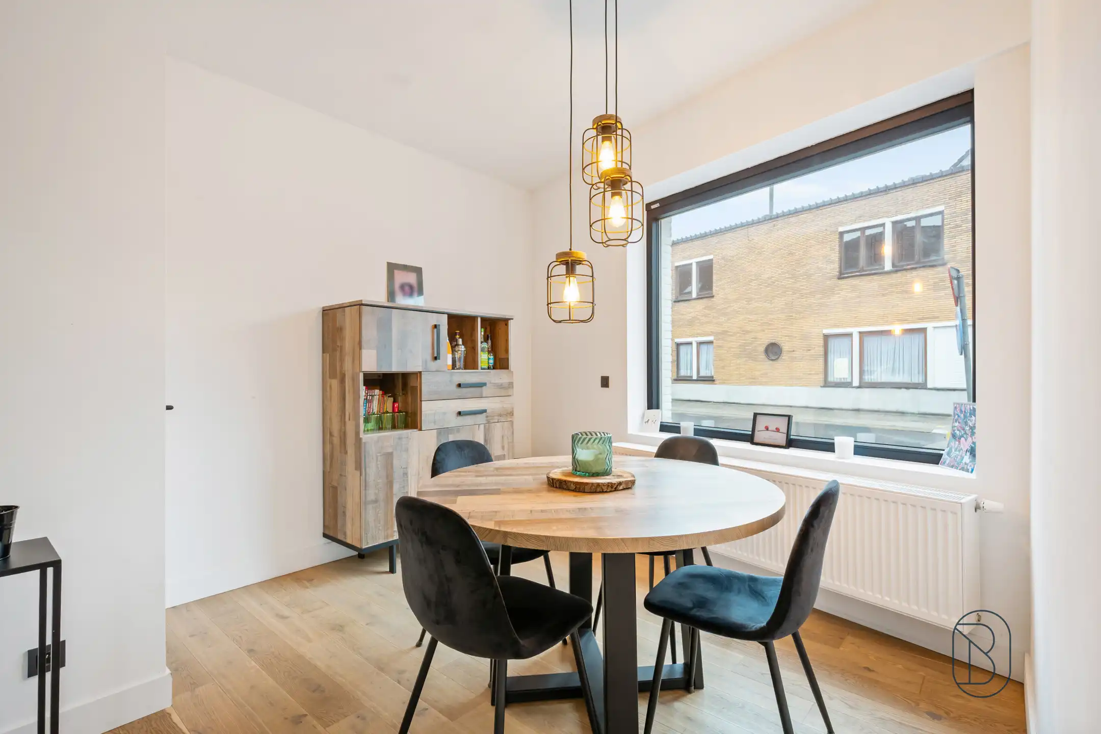 Instapklare woning met 3SLK, zonnige buitenruimtes en garage foto 4