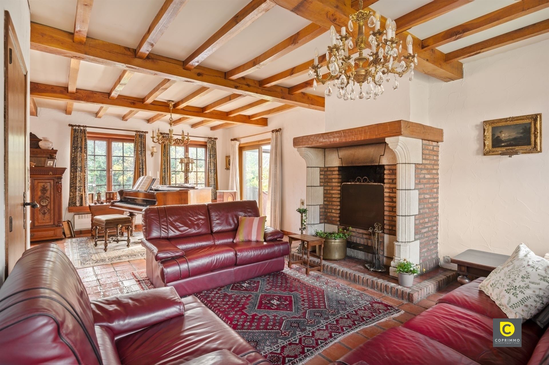 Villa op een perceel van 926 m²  foto 2
