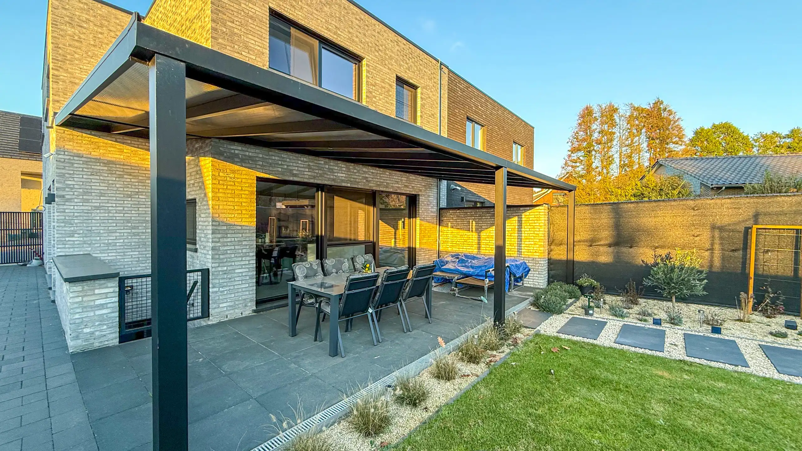 Moderne halfopen bebouwing (3 jaar oud) nabij E313 & E314! foto 37