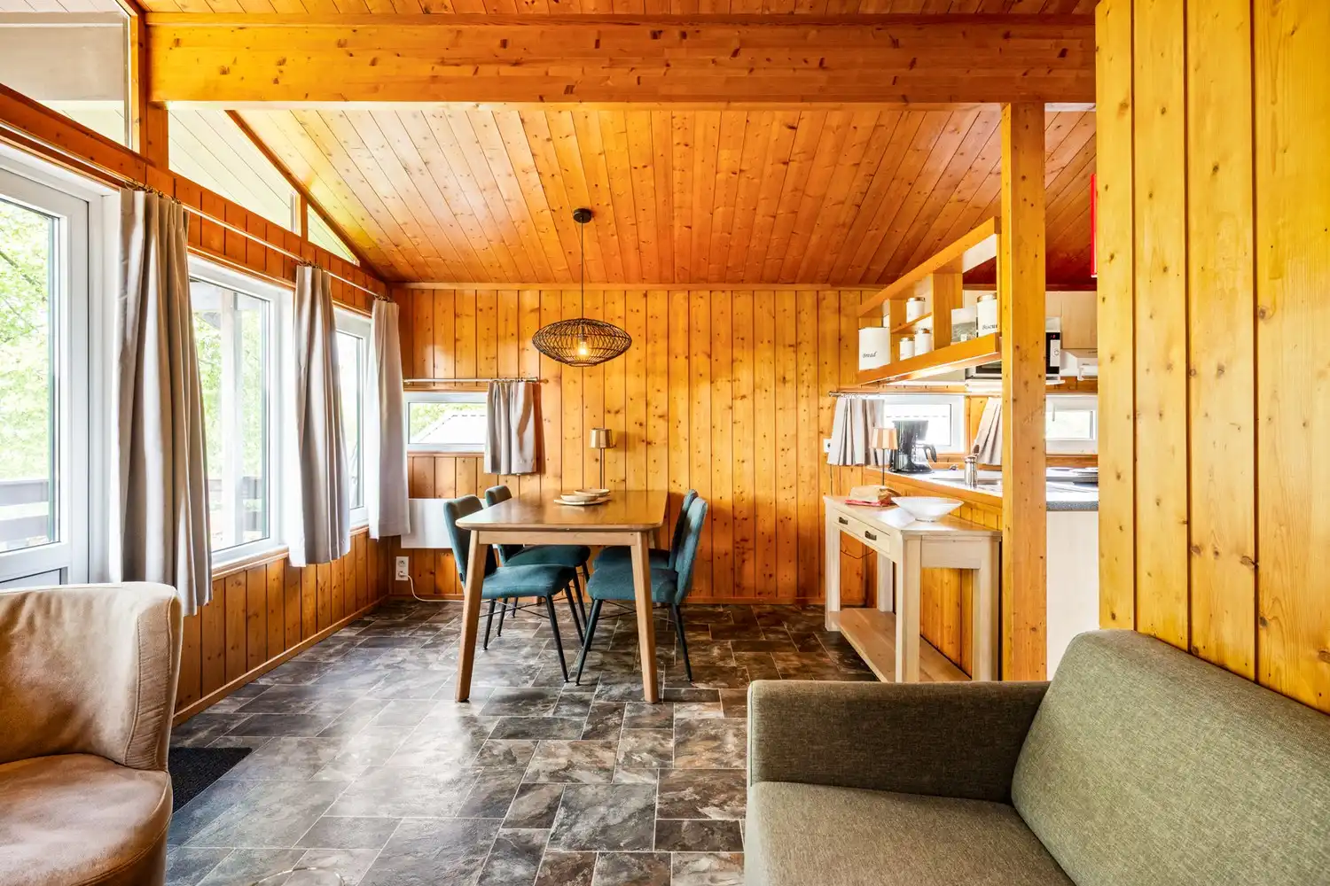Chalet met 2 slpkrs te Hastière foto 4