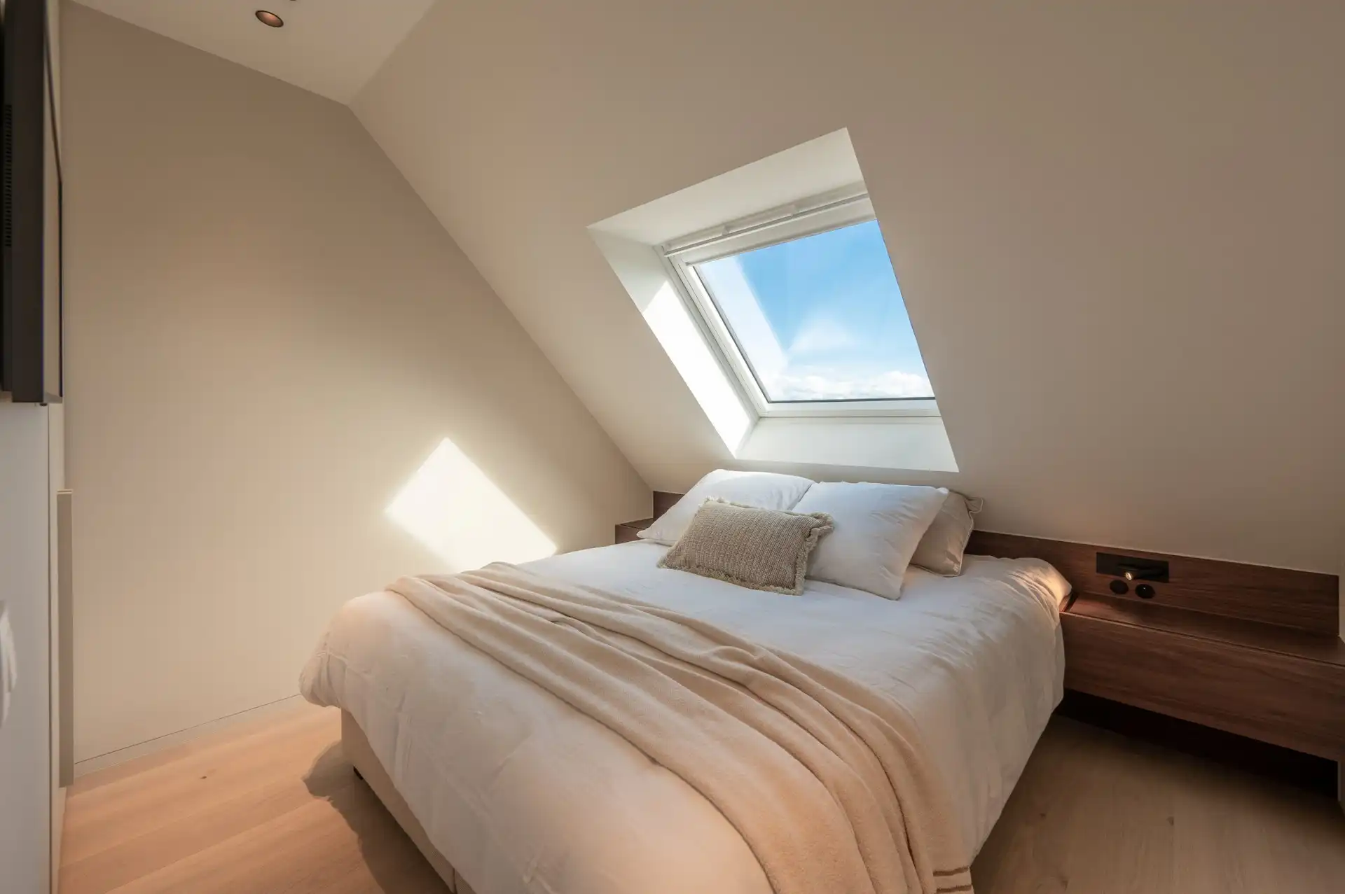 Exclusief nieuwbouw duplex appartement met frontaal zeezicht en royale terrassen nabij het Albertplein. foto 24