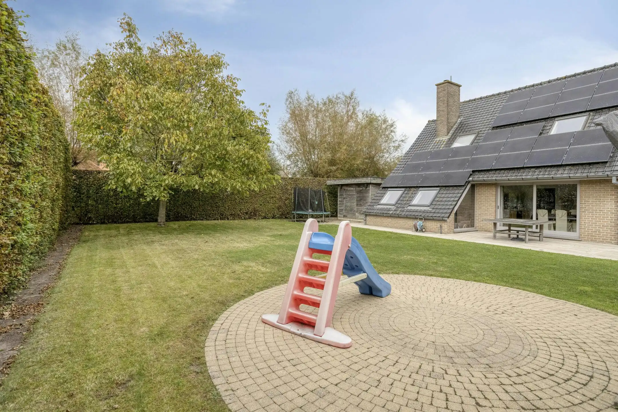 Alleenstaande woning in een rustige wijk te koop in Bissegem foto 8