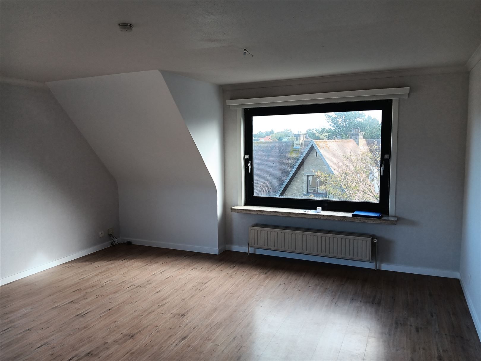 Jaarbasis 2-kamer appartement inclusief garage foto {{pictureIndex}}
