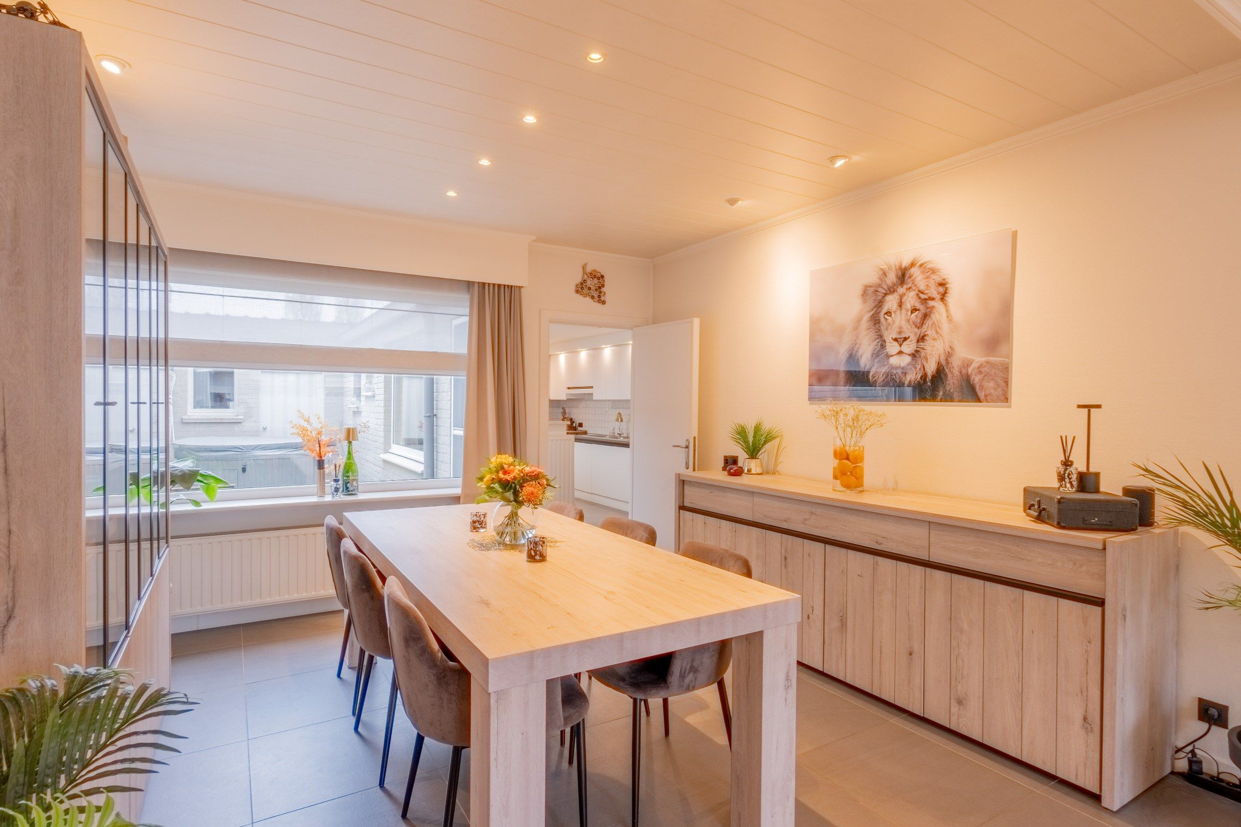 Volledig instapklaar huis met garage te Knokke foto 3