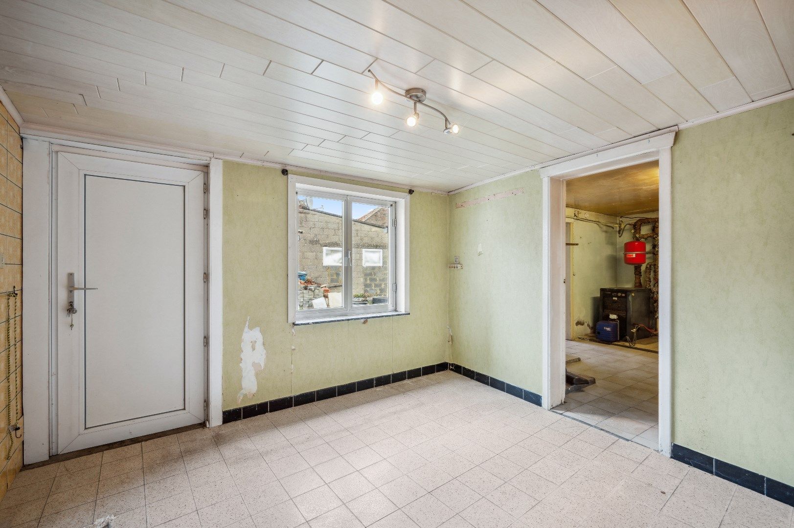 Te renoveren woning te Melkwezer foto 10