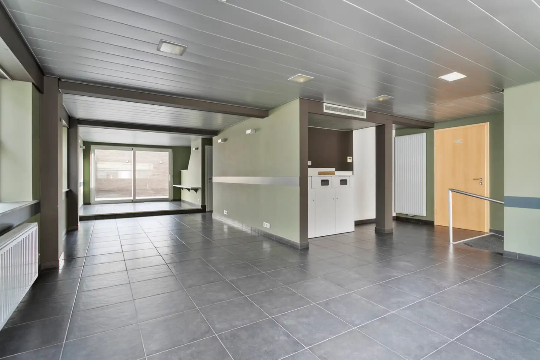 Woning met commerciële ruimte in het centrum van Aalter! foto 15