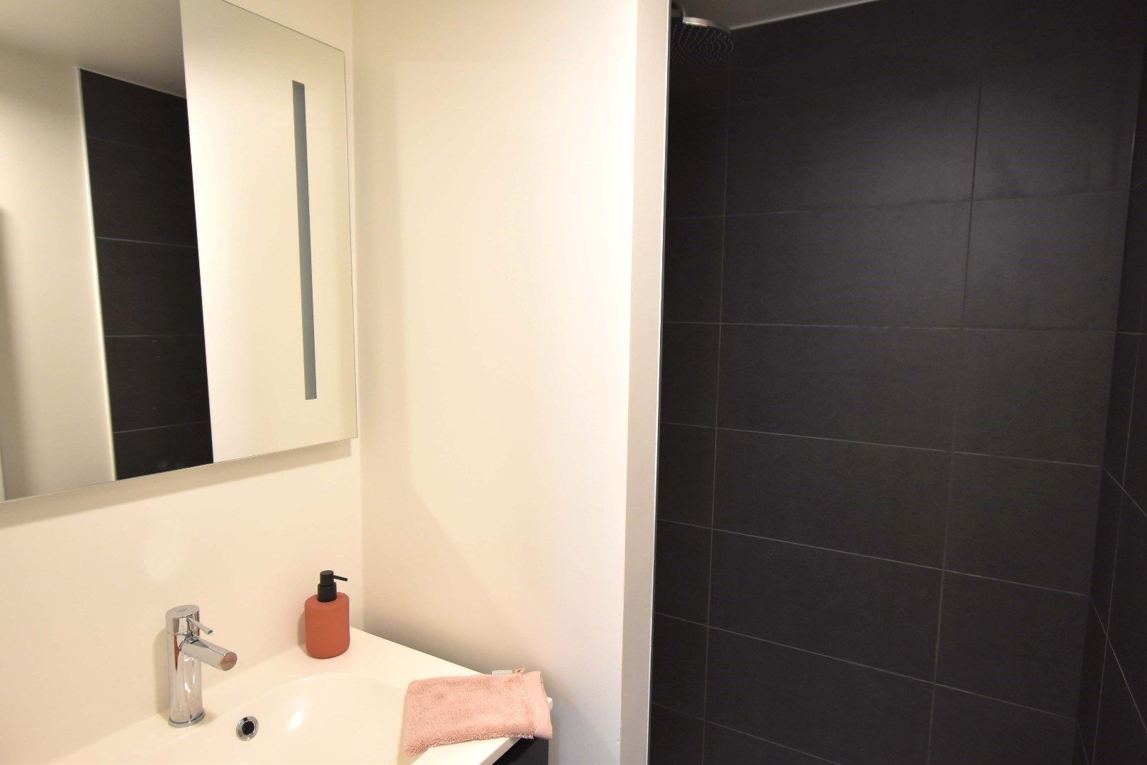 Prachtig appartement met luxueuze afwerking in Duinenwater! foto 9