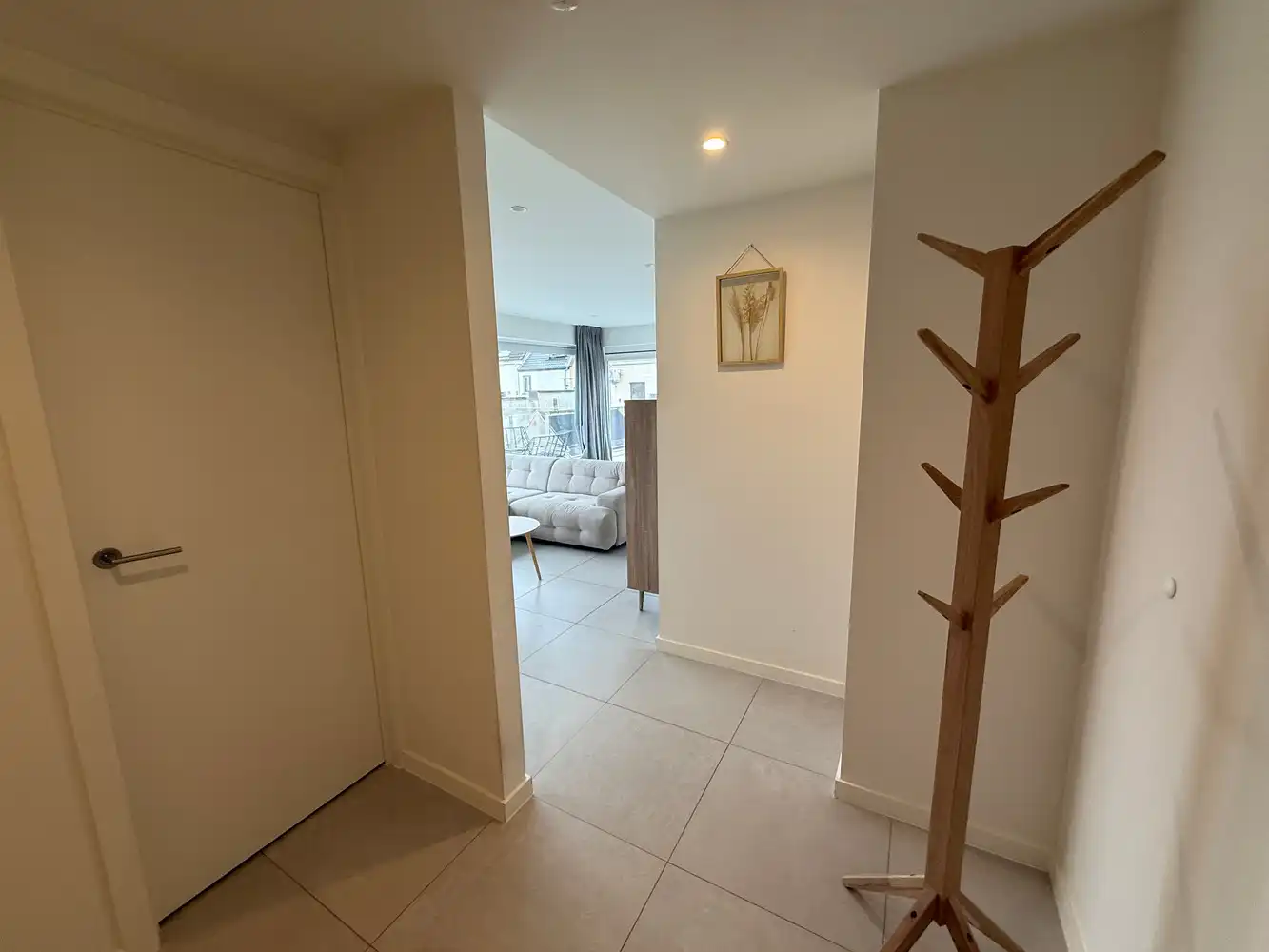 Recent en lichtrijk appartement met ruim terras foto 7