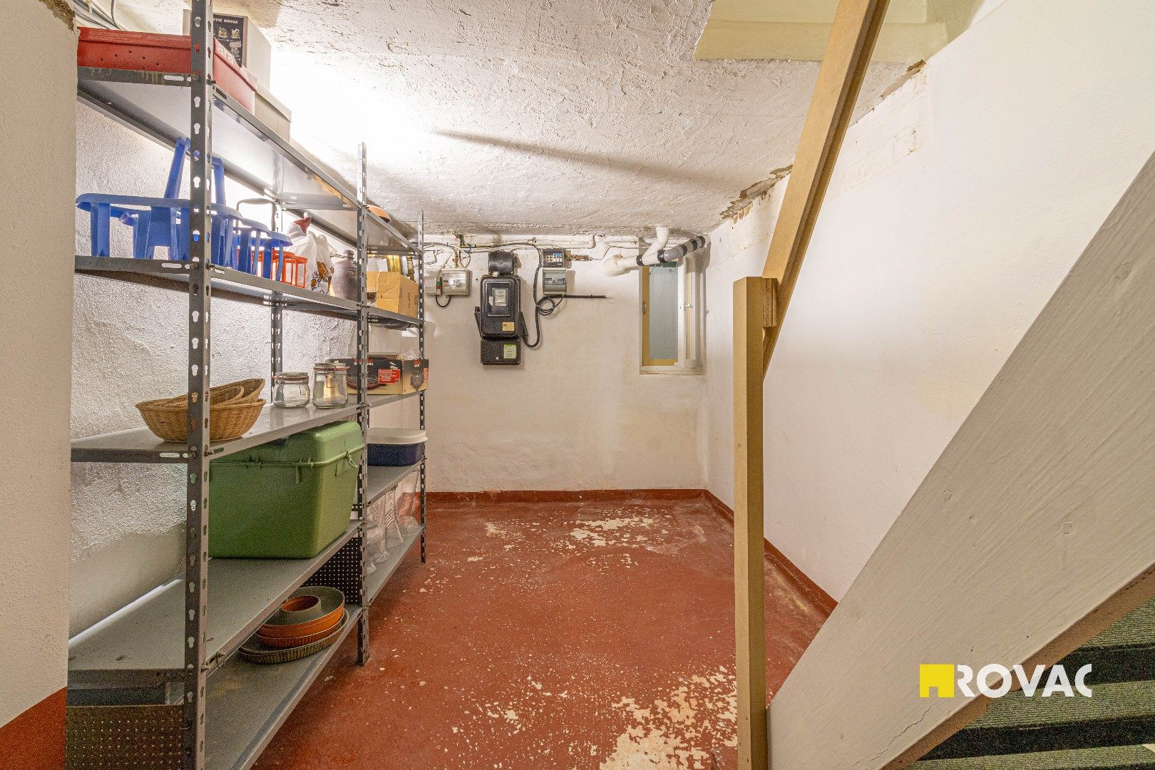 Rijwoning met 3 slaapkamers, garage en uitweg foto 19