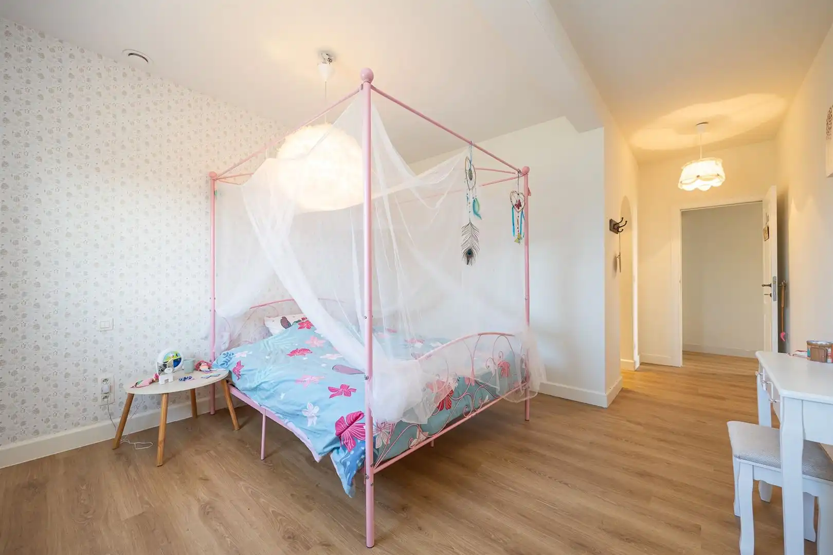 Ruime instapklare woning met 4 slaapkamers! foto 11