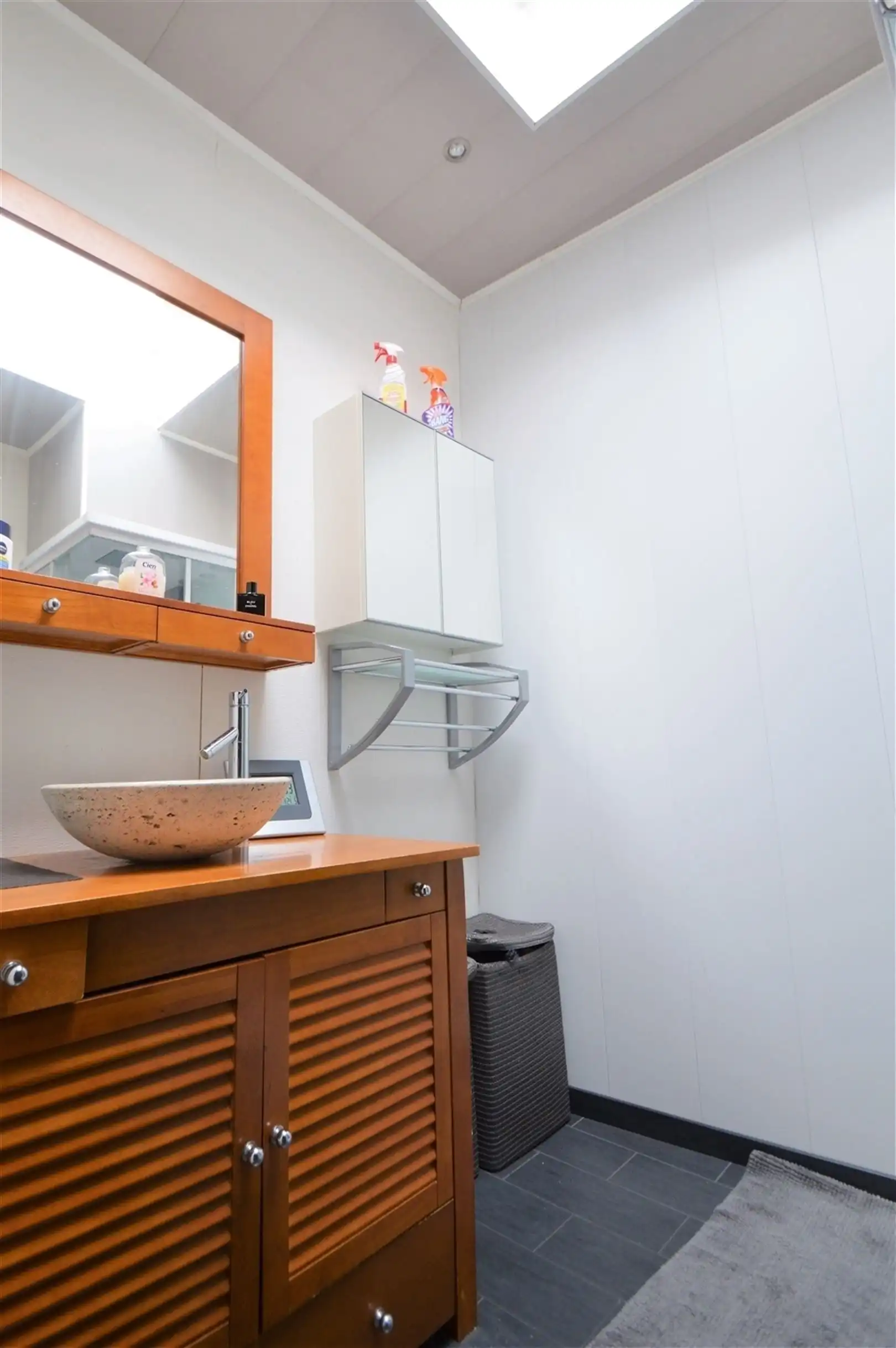 Instapklare woning met tuin nabij centrum foto 17