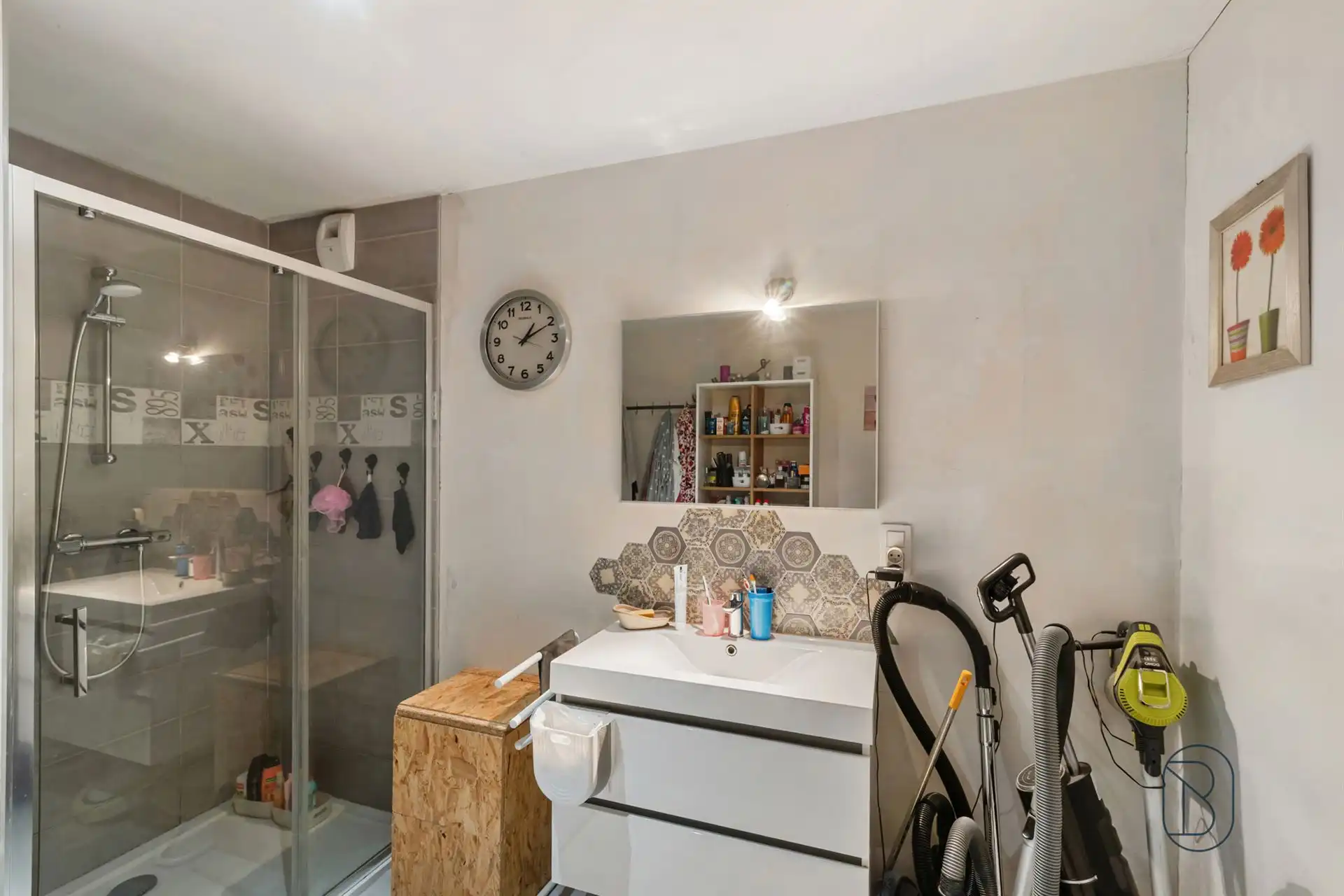 Recente woning (2021) met 4 slpk en zwembad! foto 15
