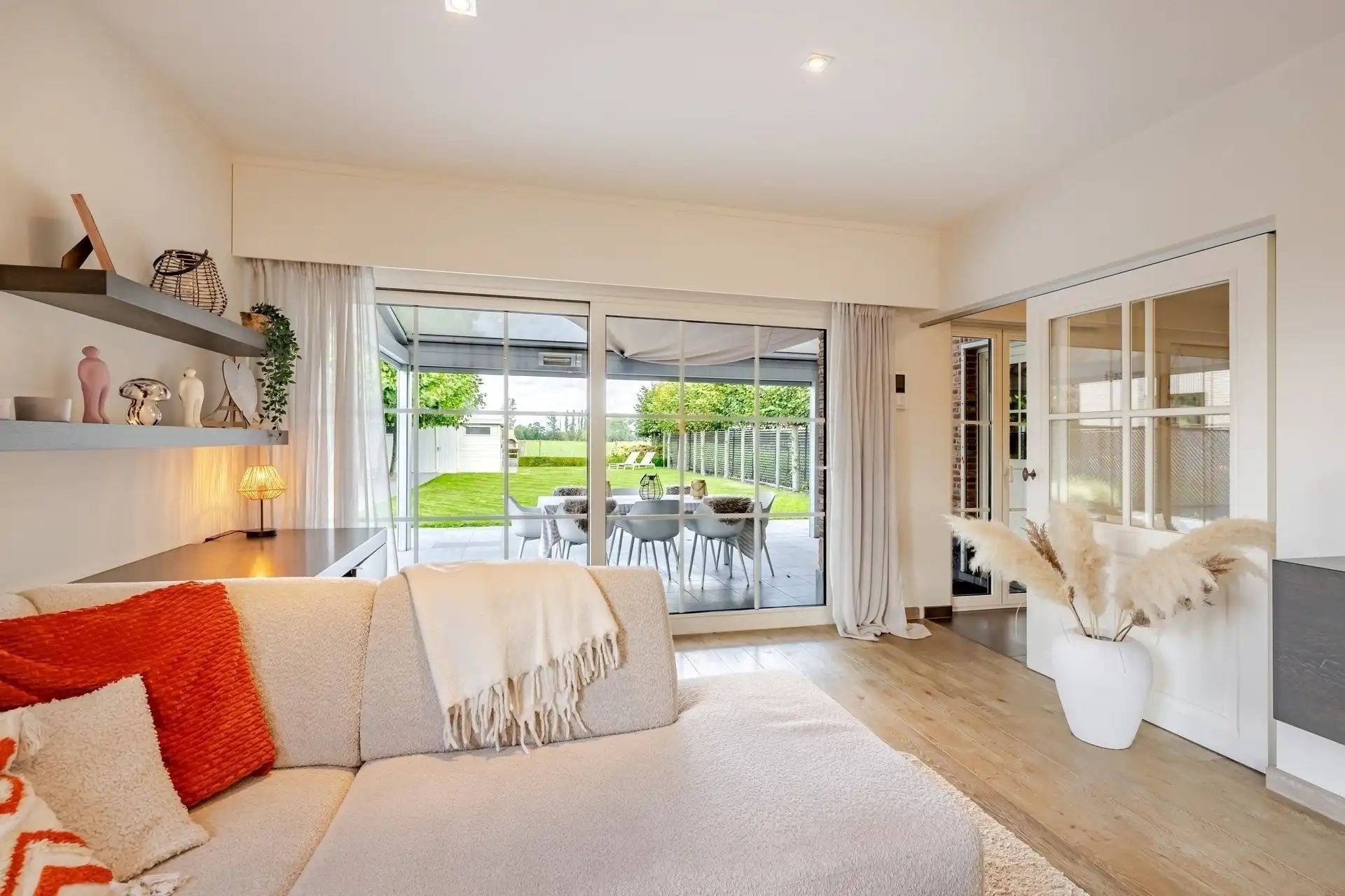 Prachtige woning in landelijke stijl met open uitzicht! foto 8