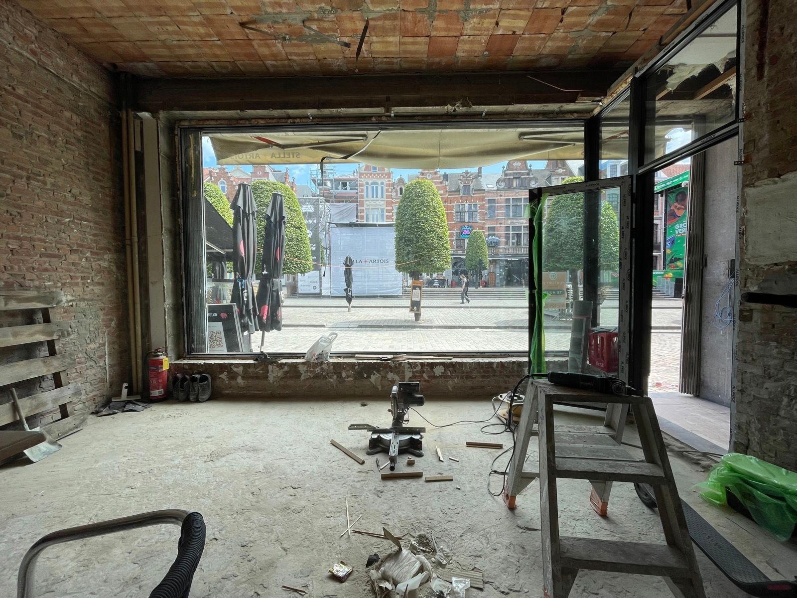 Handelsgelijkvloers op AAA-locatie foto 2