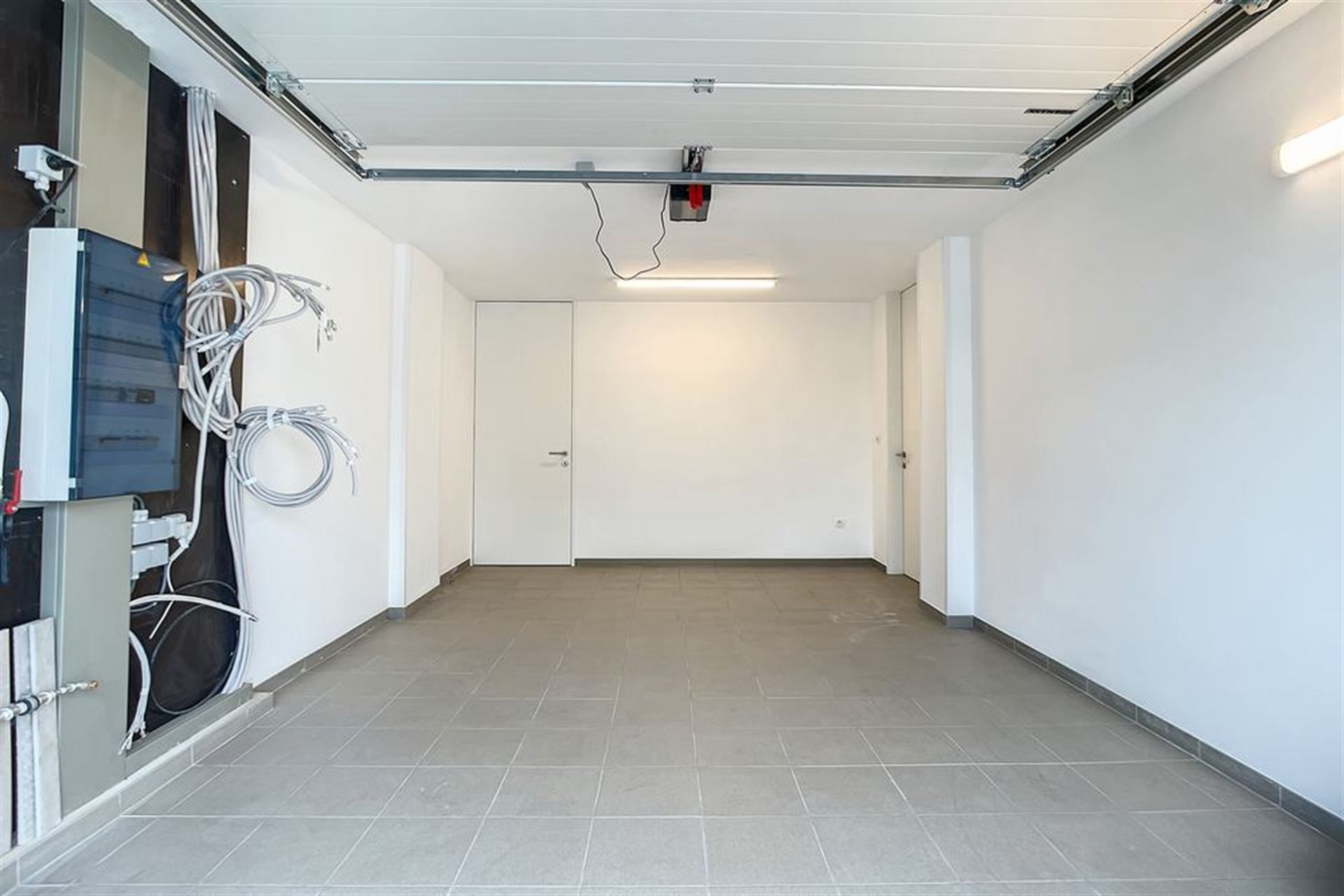 Moderne villa met 5 slaapkamers foto 5