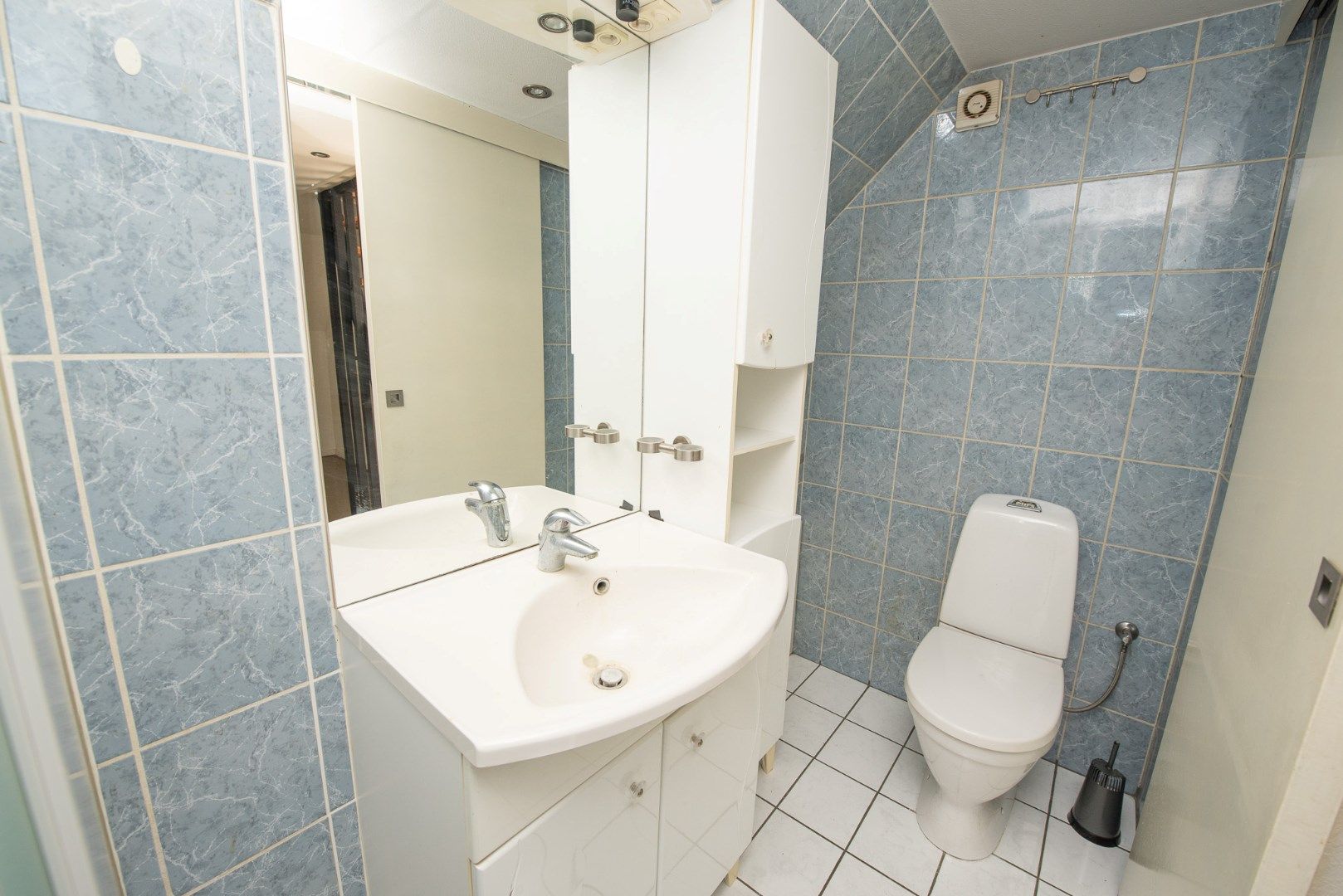 Dak appartement in het centrum van  Zulte! foto 10
