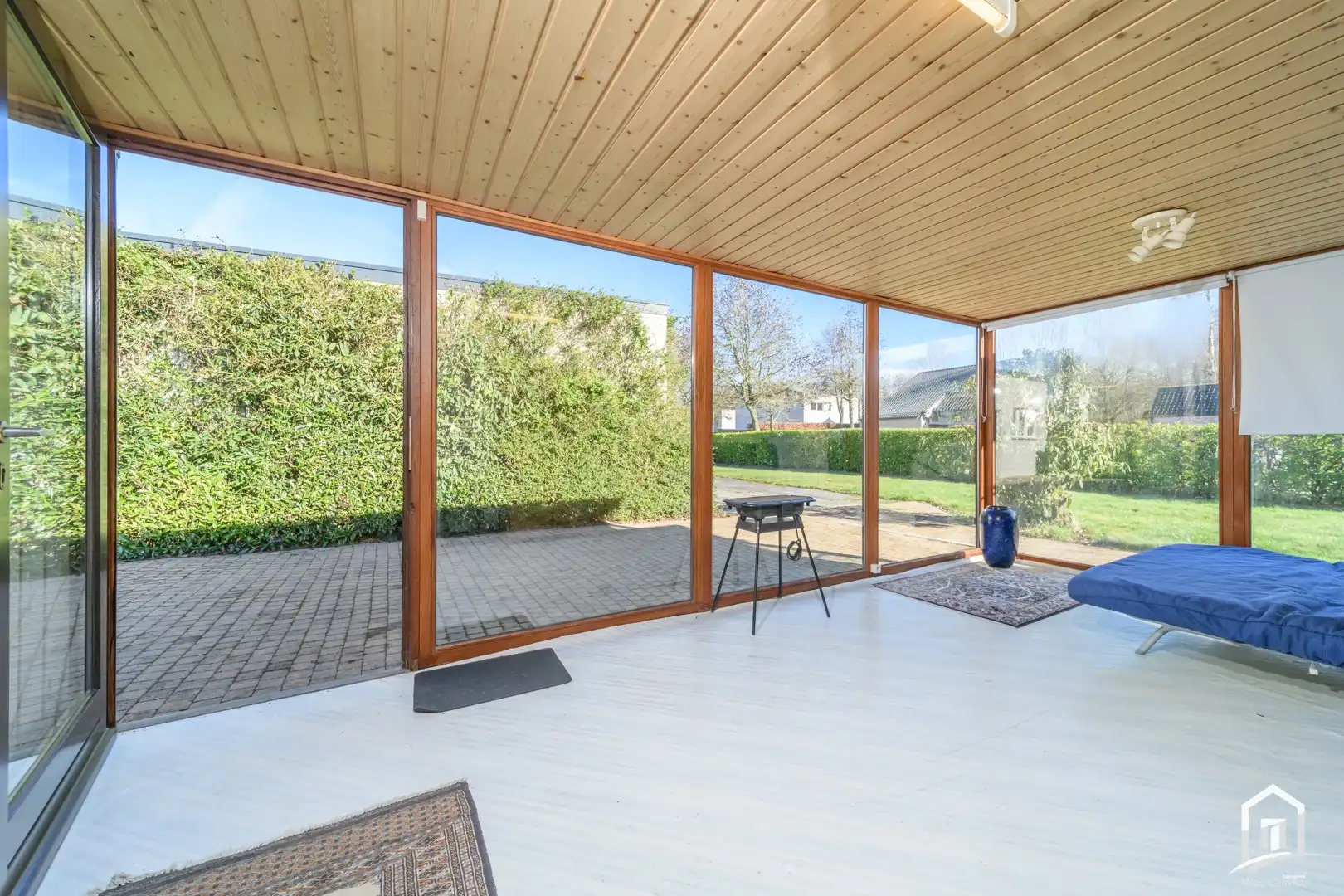 Stijlvolle villa in residentiële buurt. foto 19