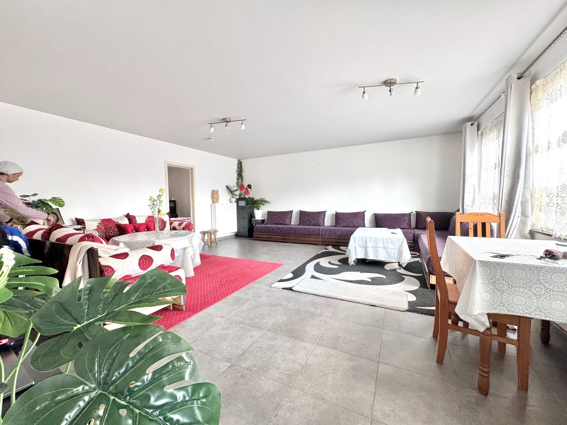 APPARTEMENT EERSTE VERDIEP MET 2 SLPKS foto 6