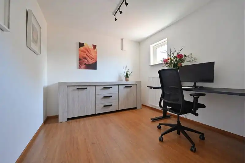 Exclusieve villa met zwembad op absolute toplocatie in het charmante Neerharen (Lanaken) foto 29