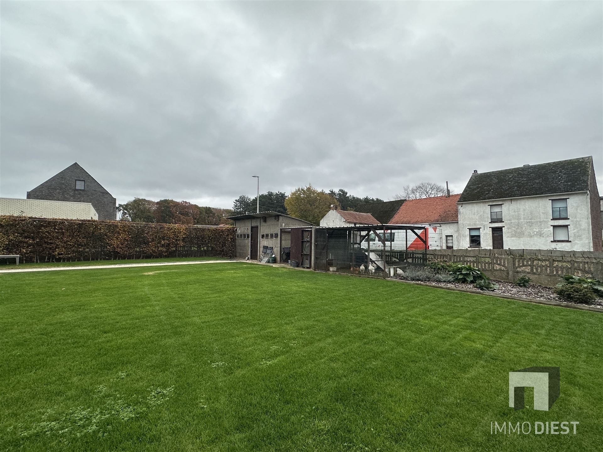 Instapklare woning met 3 slaapkamers en zonnige tuin foto 12