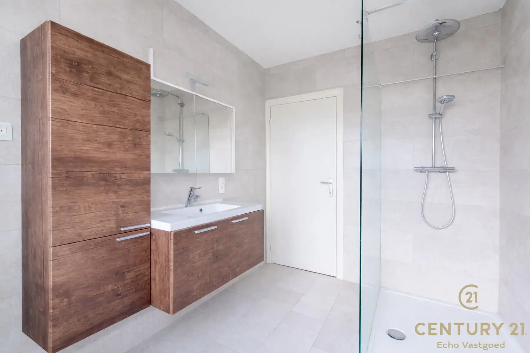 Charmante woning met 3slpk, garage en tuin in Oud-Turnhout foto 17