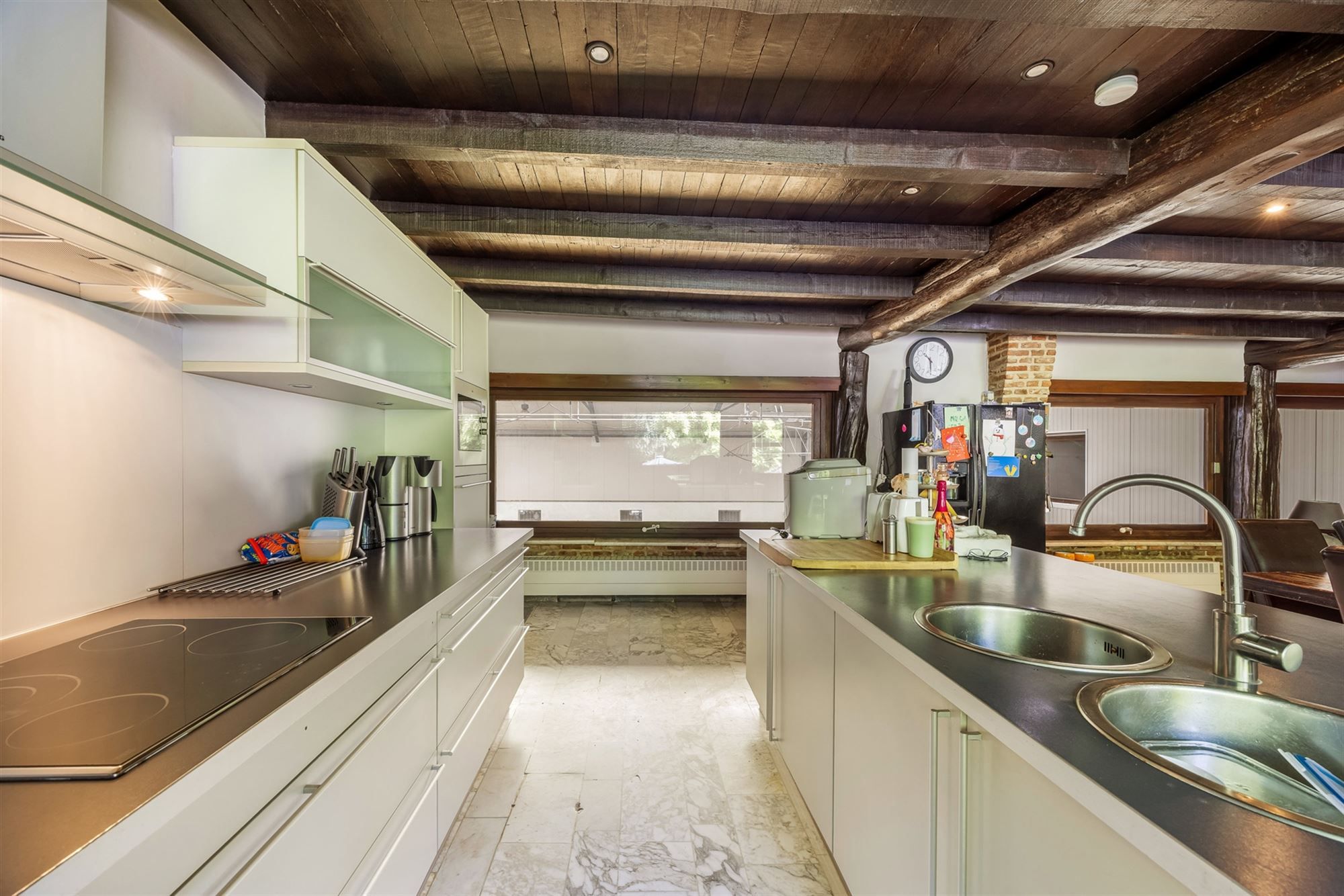 UNIEKE EIGENDOM MET 24 PAARDENSTALLEN EN BINNENPISTE OP CA 10 HECTARE TE PAAL-BERINGEN foto 25