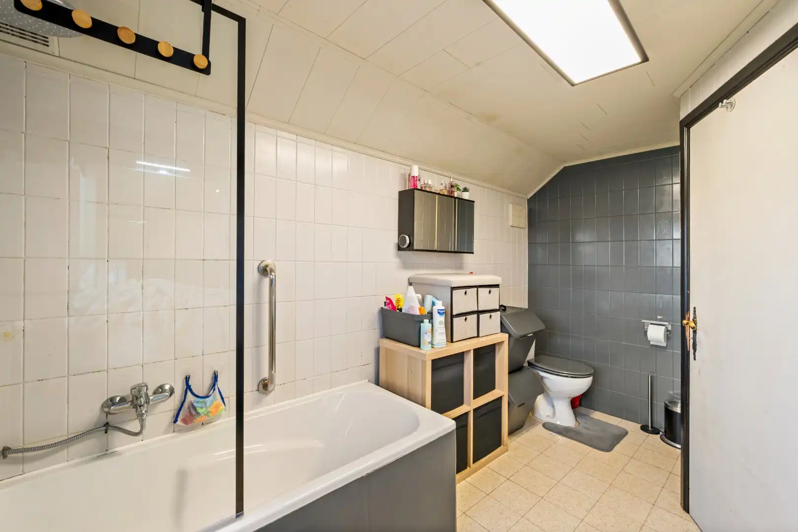 Open woning met 3 slaapkamers, dubbele garage en prachtig landelijk zicht in Wingene foto 10