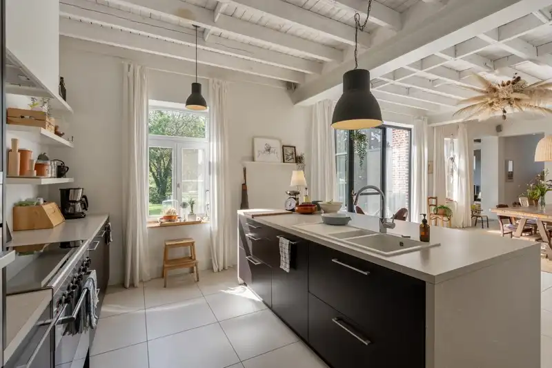 Unieke, energiezuinige herenwoning met karakter op 36are foto 16