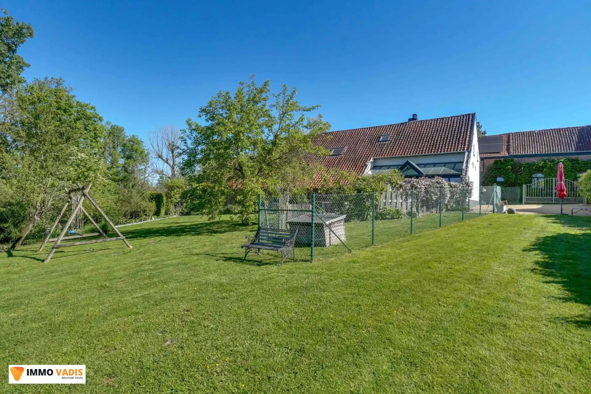 Wonen in alle rust: Uniek landhuis omringd door natuur foto 23