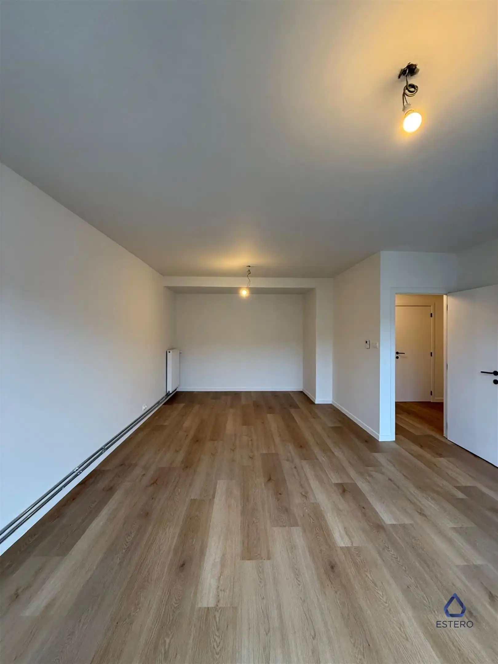 Gerenoveerd 2 slaapkamer appartement in Zellik foto 3